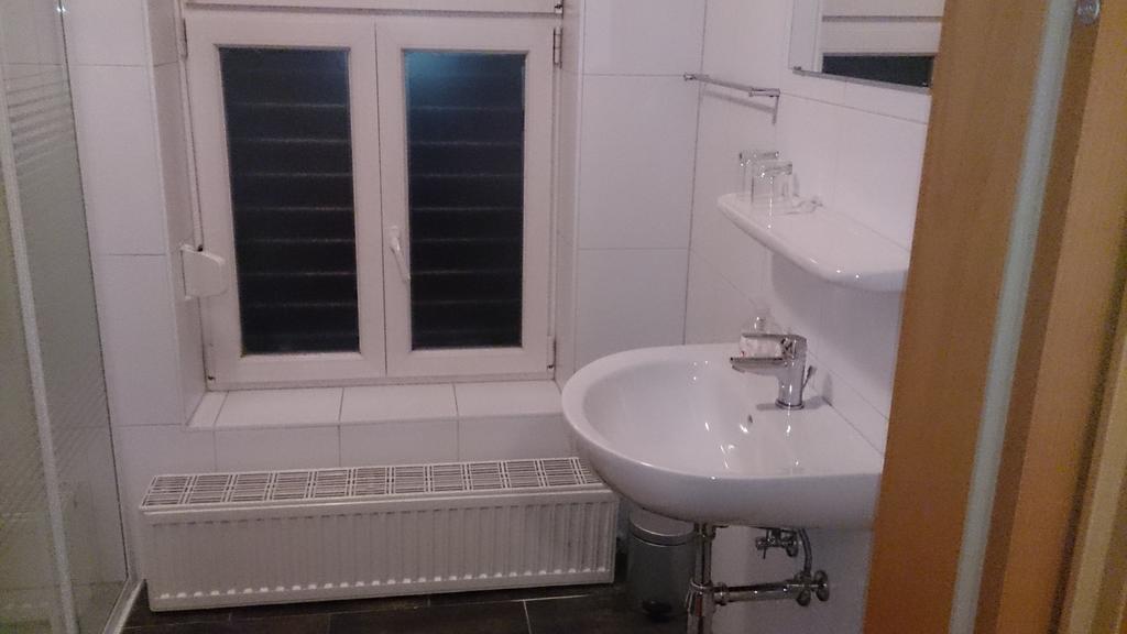 Gasthof Zum Goldenen Pflug Amstetten Chambre photo